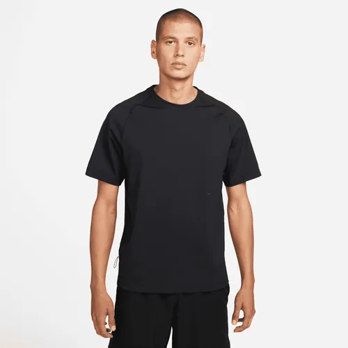 Nike Dri-FIT ADV A.P.S. Men's Short-Sleeve Fitness Top - Black - Polyester