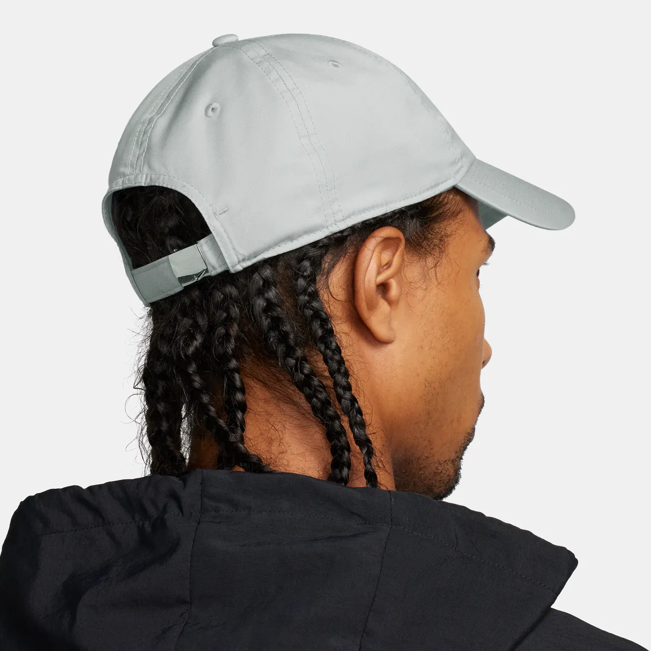 Nike Dri-FIT Club Unstructured Metal Swoosh Cap - Grey - Polyester
