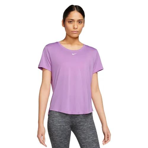 Nike Dri-FIT One Women's Standard Fit T-Shirt - FA23