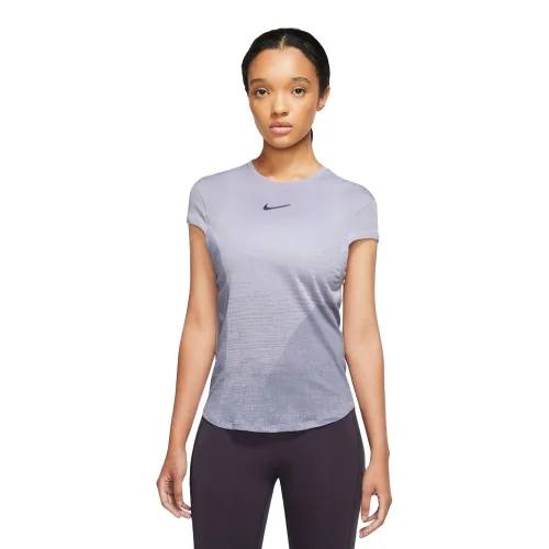 Nike Dri-FIT Run Division Women's T-Shirt - SU23
