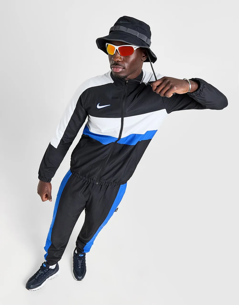 Nike Dri-FIT Woven Tracksuit - Black - Mens