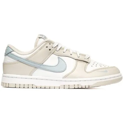 Nike  Dunk Low  women's Shoes (Trainers) in multicolour
