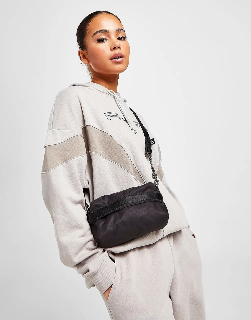 Nike Futura Luxe Crossbody Bag - Black