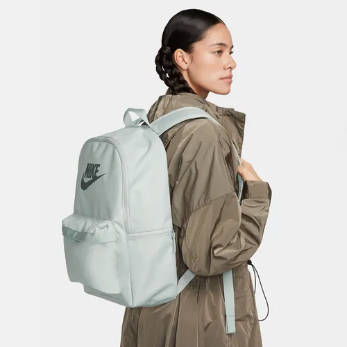 Nike Heritage Backpack (25L) - Grey - Polyester
