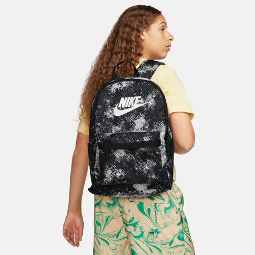Nike Heritage Backpack (25L) - White - Polyester