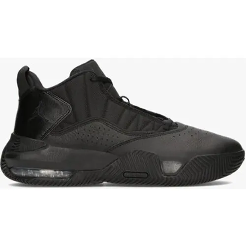 Nike  Jordan Stay Loyal  men's Basketball Trainers (Shoes) in Black