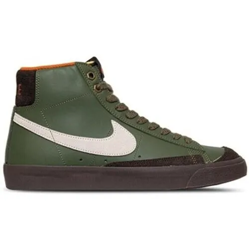 Nike  M Blazer Mid 77  men's Shoes (High-top Trainers) in Green