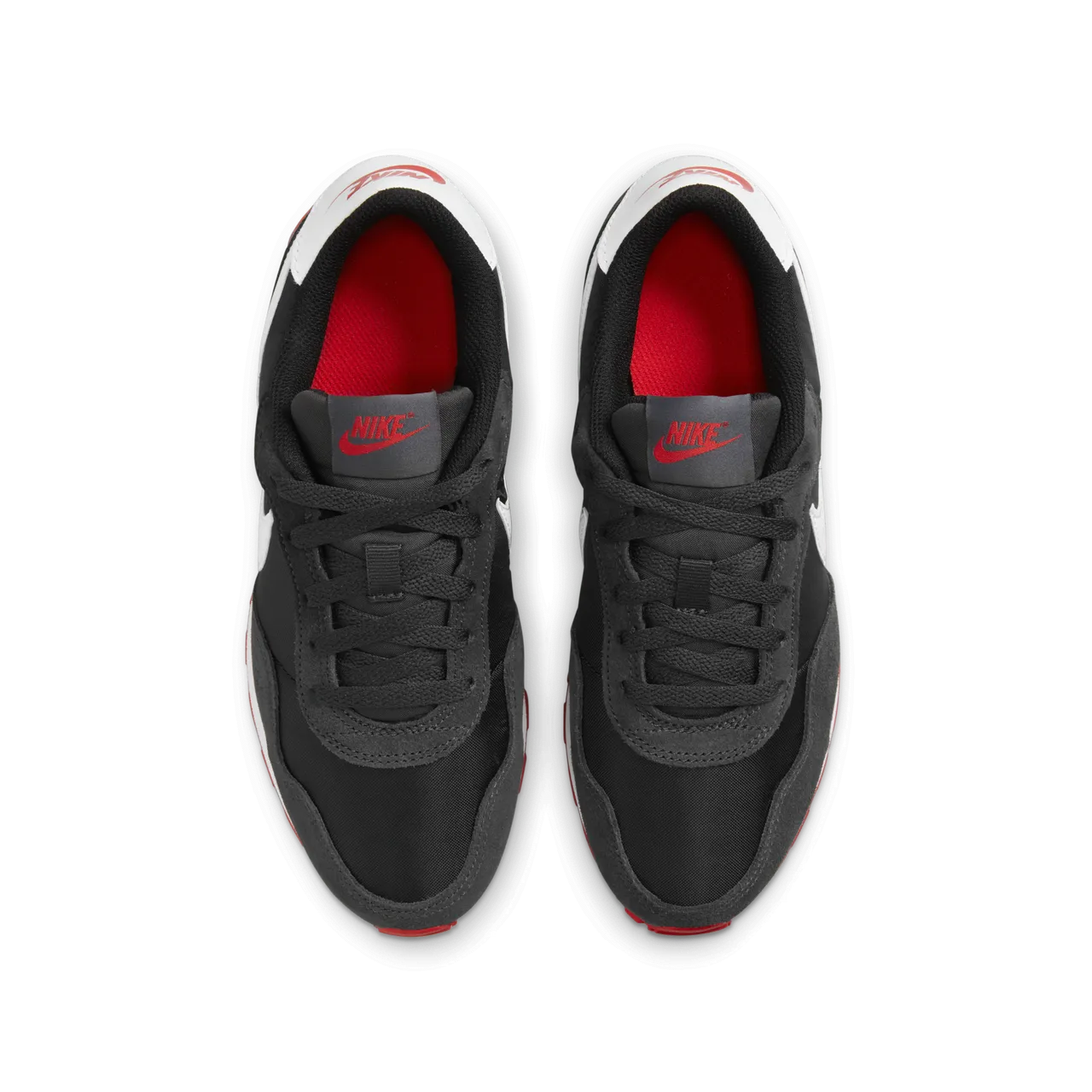 Nike MD Valiant Older Kids' Shoe - Black