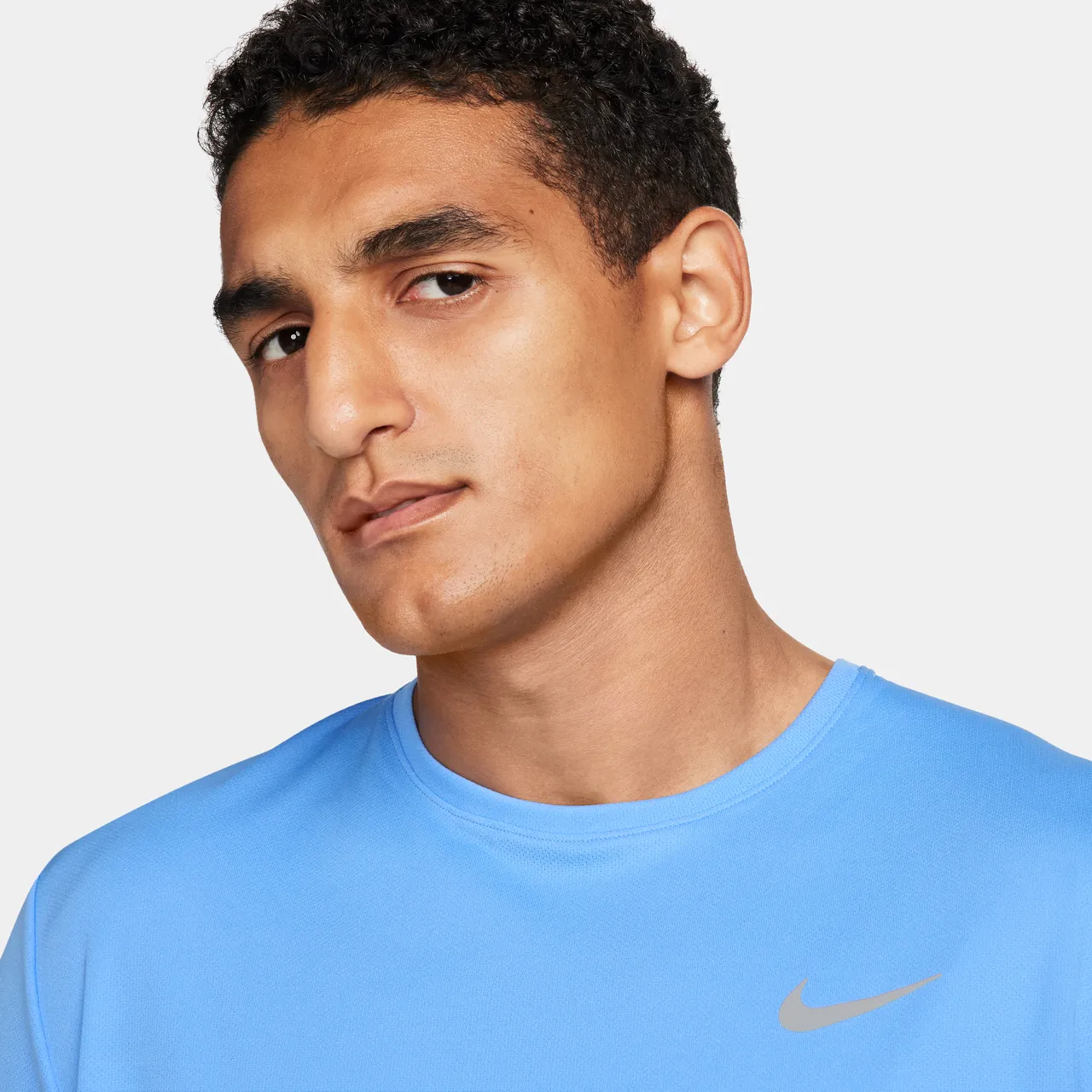 Nike Miler Men's Dri-FIT UV Short-Sleeve Running Top - Blue - Polyester