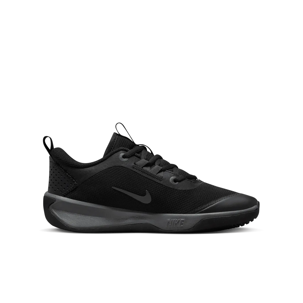 Nike Omni Multi-Court Older Kids' Indoor Court Shoes - Black