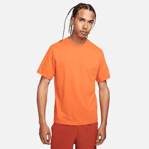 Nike Primary Men's Dri-FIT Short-sleeve Versatile Top - Orange - Polyester