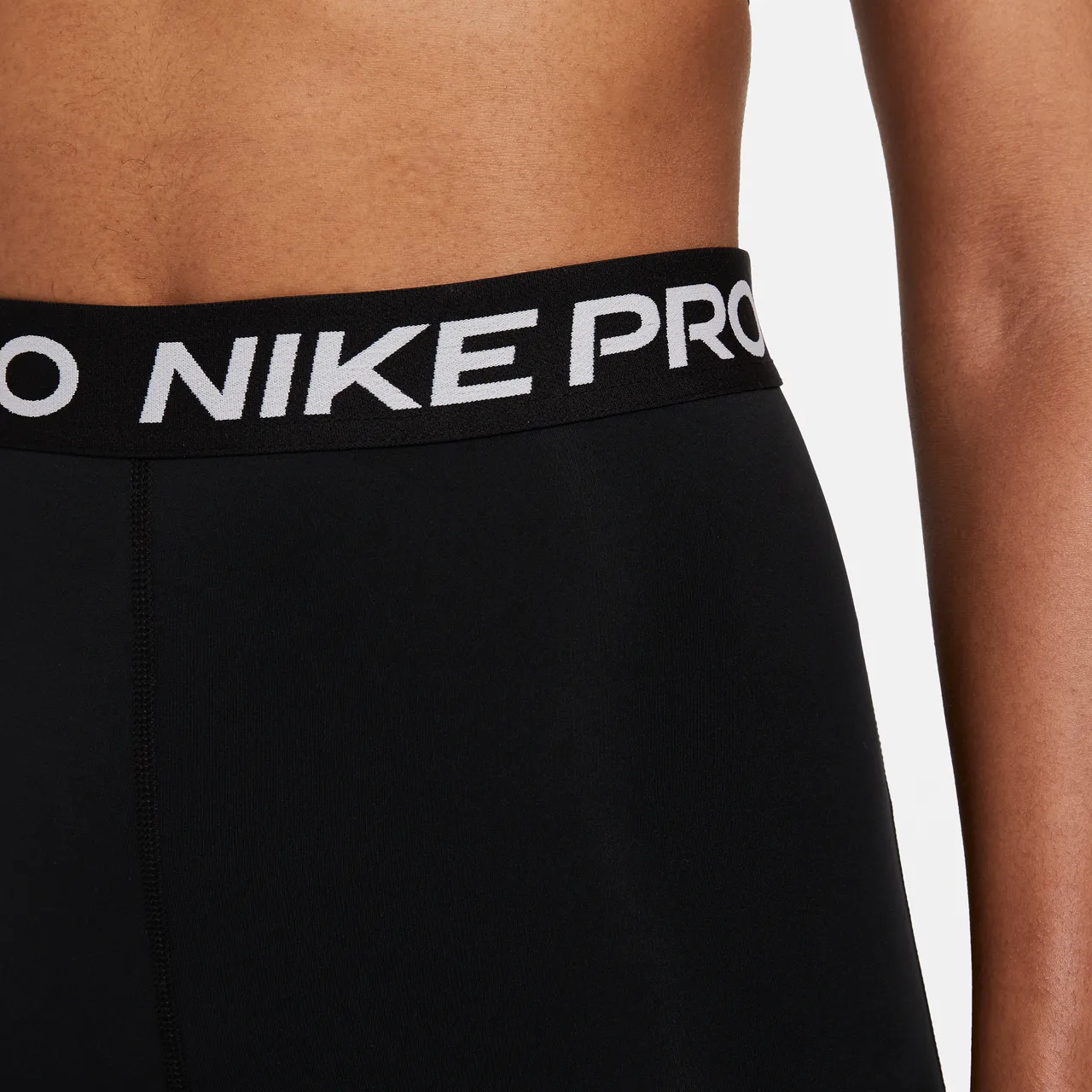 Nike Pro 365 Women's High-Waisted 7/8 Mesh Panel Leggings - Black - Polyester