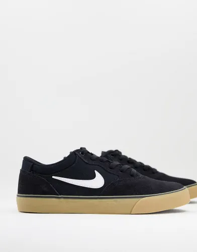 Nike SB Chron 2 trainers in black with gum sole