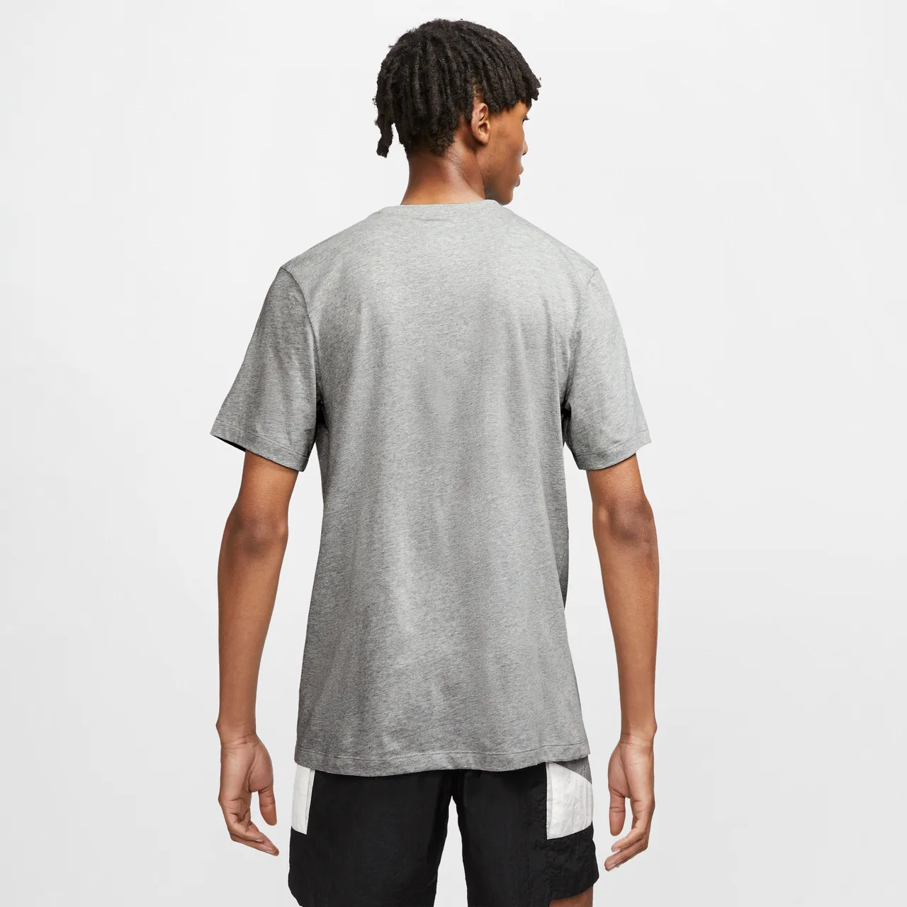 Nike Sportswear Club Men's T-Shirt - Grey - Cotton