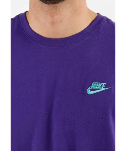 Nike Sportswear Club Mens T Shirt in Purple Jersey
