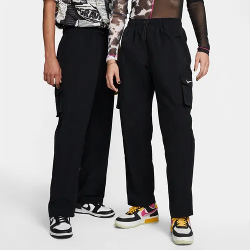 Nike Sportswear Essential Women's High-Rise Woven Cargo Trousers - Black - Nylon