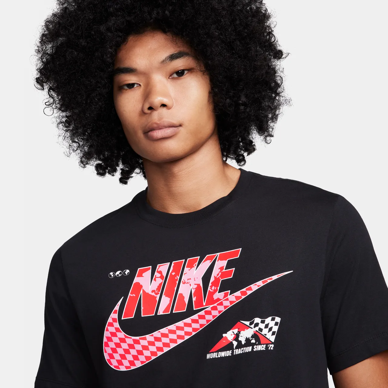 Nike Sportswear Men's T-Shirt - Black - Cotton