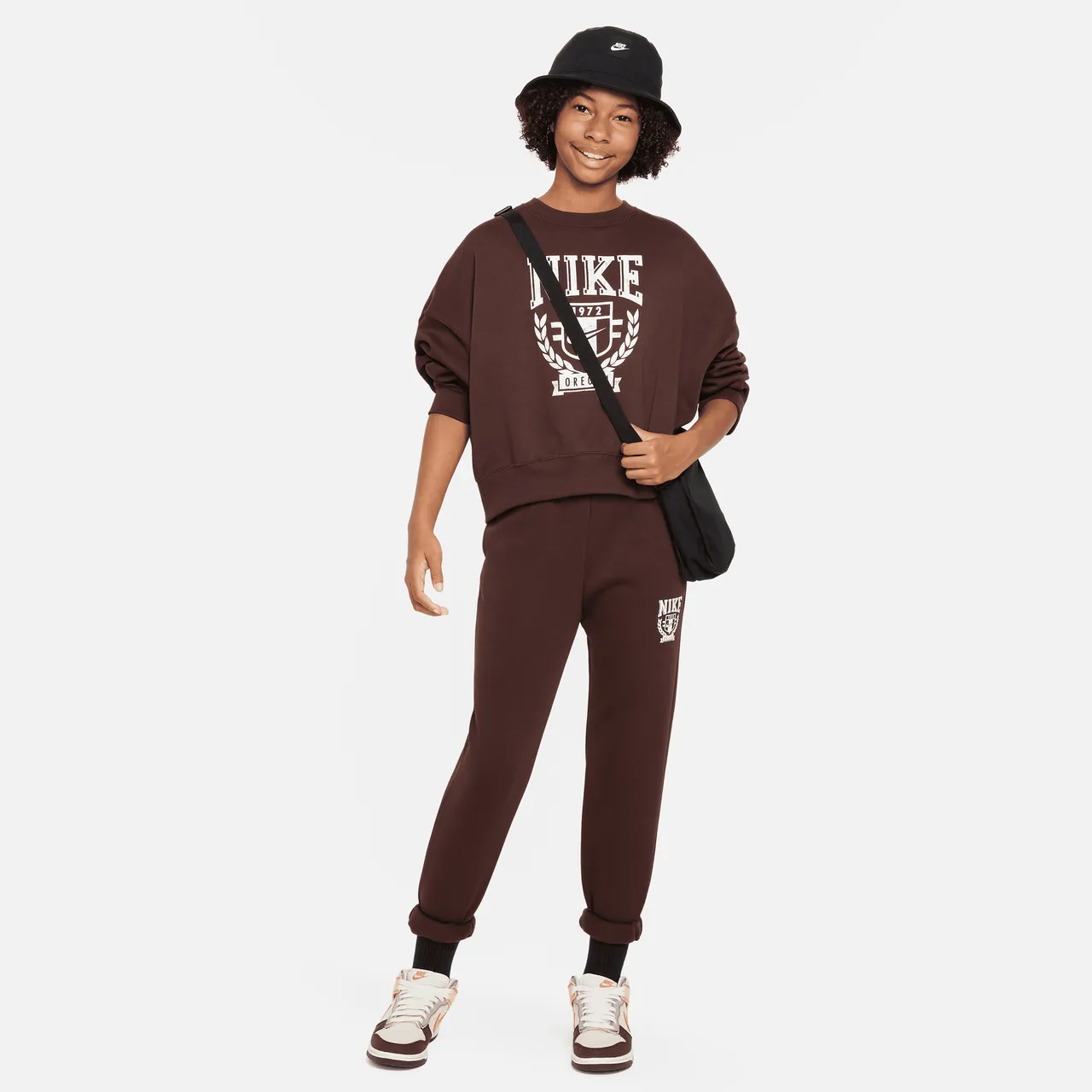 Nike Sportswear Older Kids' (Girls') Oversized Fleece Crew-Neck Sweatshirt - Brown - Polyester