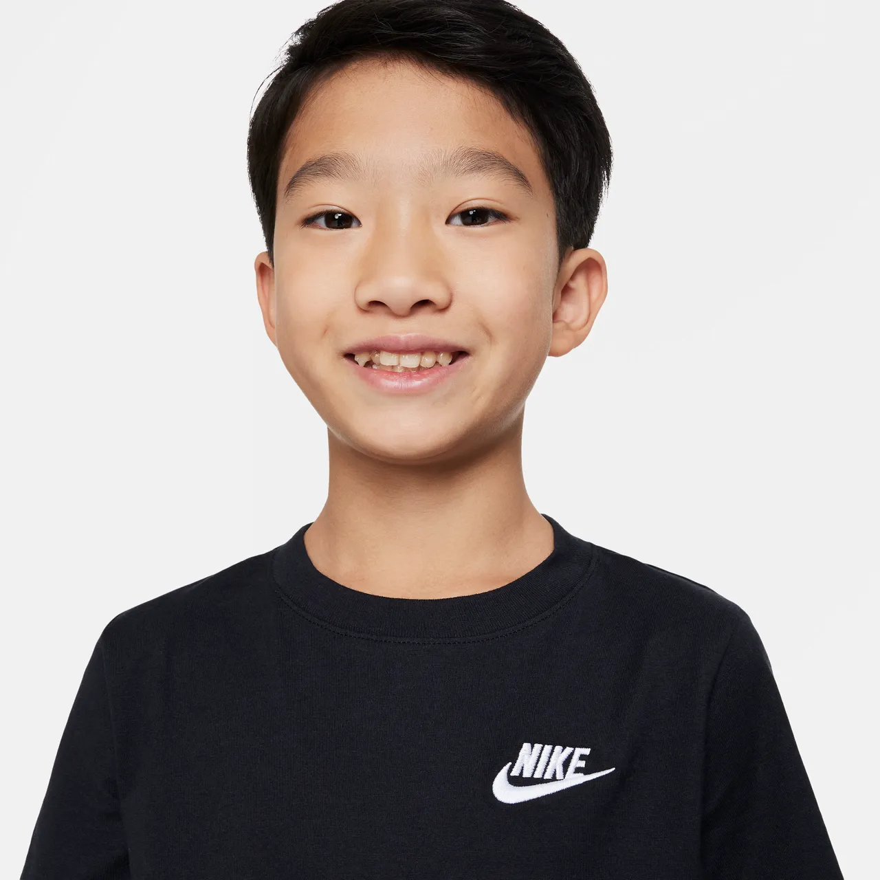 Nike Sportswear Older Kids' T-Shirt - Black - Cotton