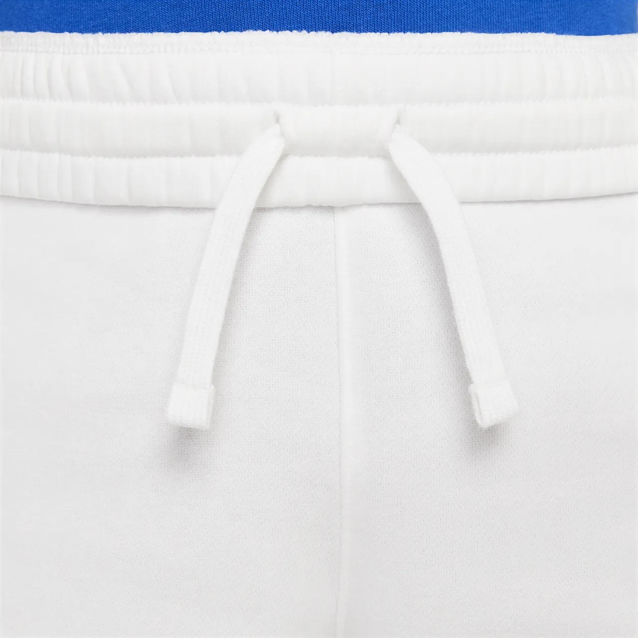 Nike Sportswear Standard Issue Older Kids' (Boys') Fleece Shorts - White - Cotton