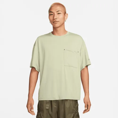 Nike Sportswear Tech Pack Men's Dri-FIT Short-Sleeve Top - Green - Polyester