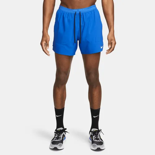 Nike Stride Men's Dri-FIT 13cm (approx.) Brief-Lined Running Shorts - Blue - Polyester
