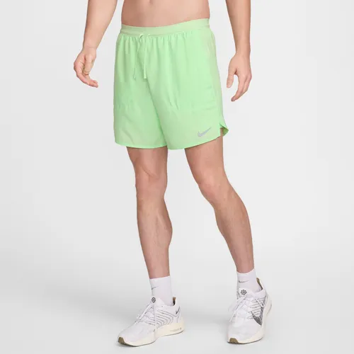 Nike Stride Men's Dri-FIT 18cm (approx.) 2-in-1 Running Shorts - Green - Polyester
