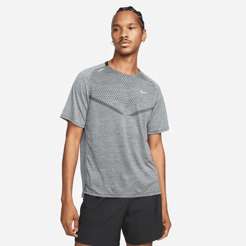 Nike TechKnit Men's Dri-FIT ADV Short-sleeve Running Top - Black - Polyester