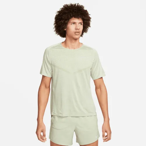 Nike TechKnit Men's Dri-FIT ADV Short-sleeve Running Top - Green - Polyester