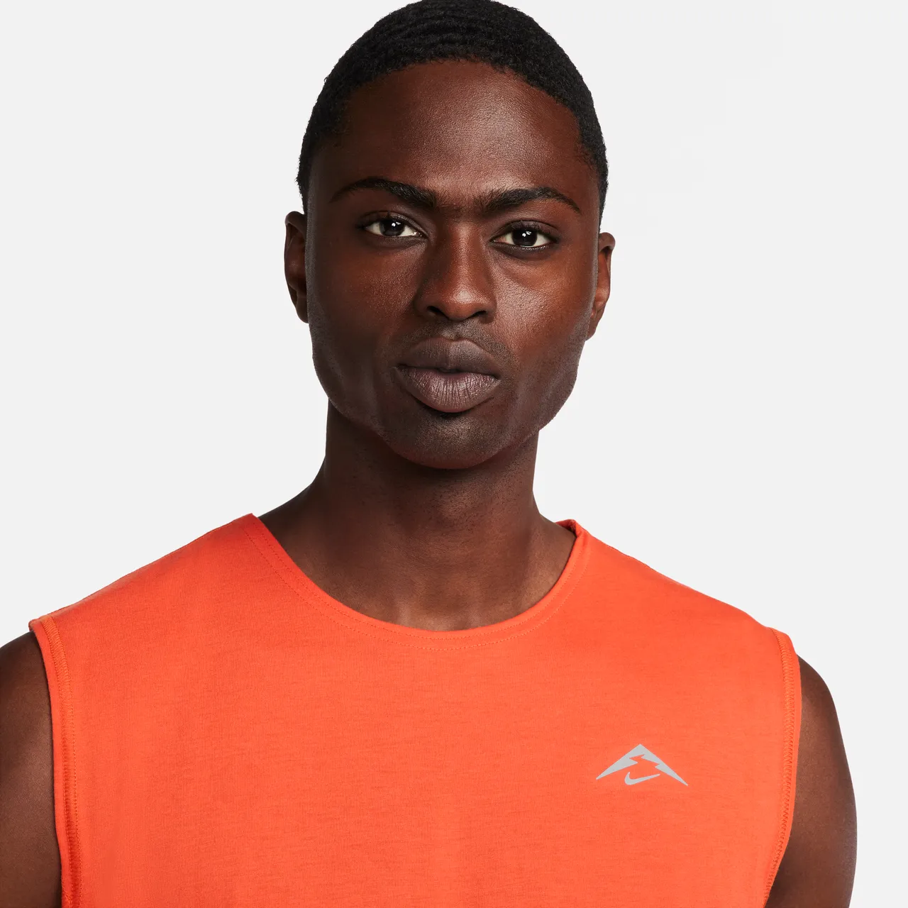 Nike Trail Solar Chase Men's Dri-FIT Sleeveless Running Top - Orange - Polyester