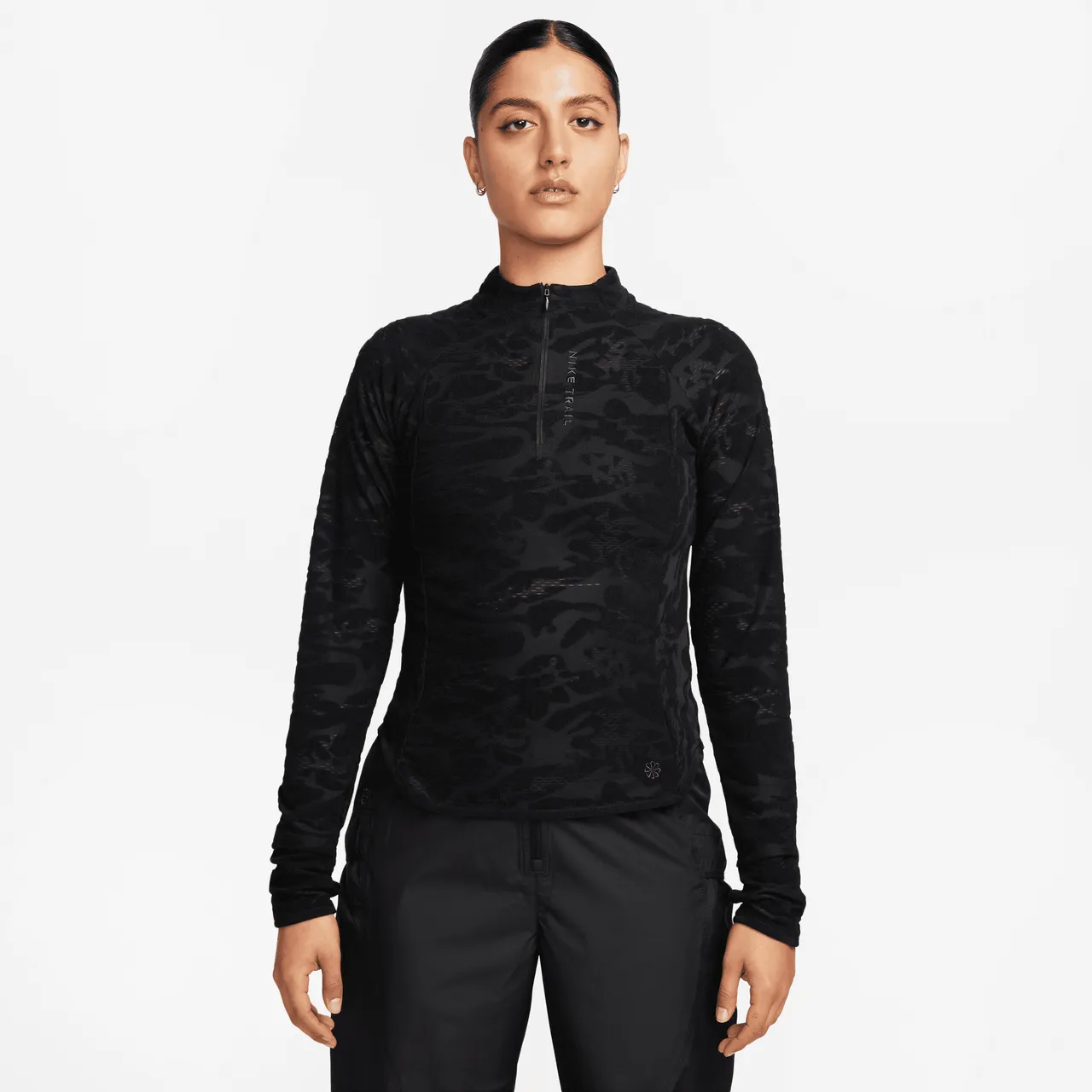Nike Trail Women's Dri-FIT 1/4-Zip Mid Layer Trail Top - Black - Polyester