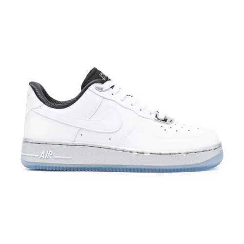 Nike , White Air Force 1 07 SE Sneakers ,White female, Sizes: