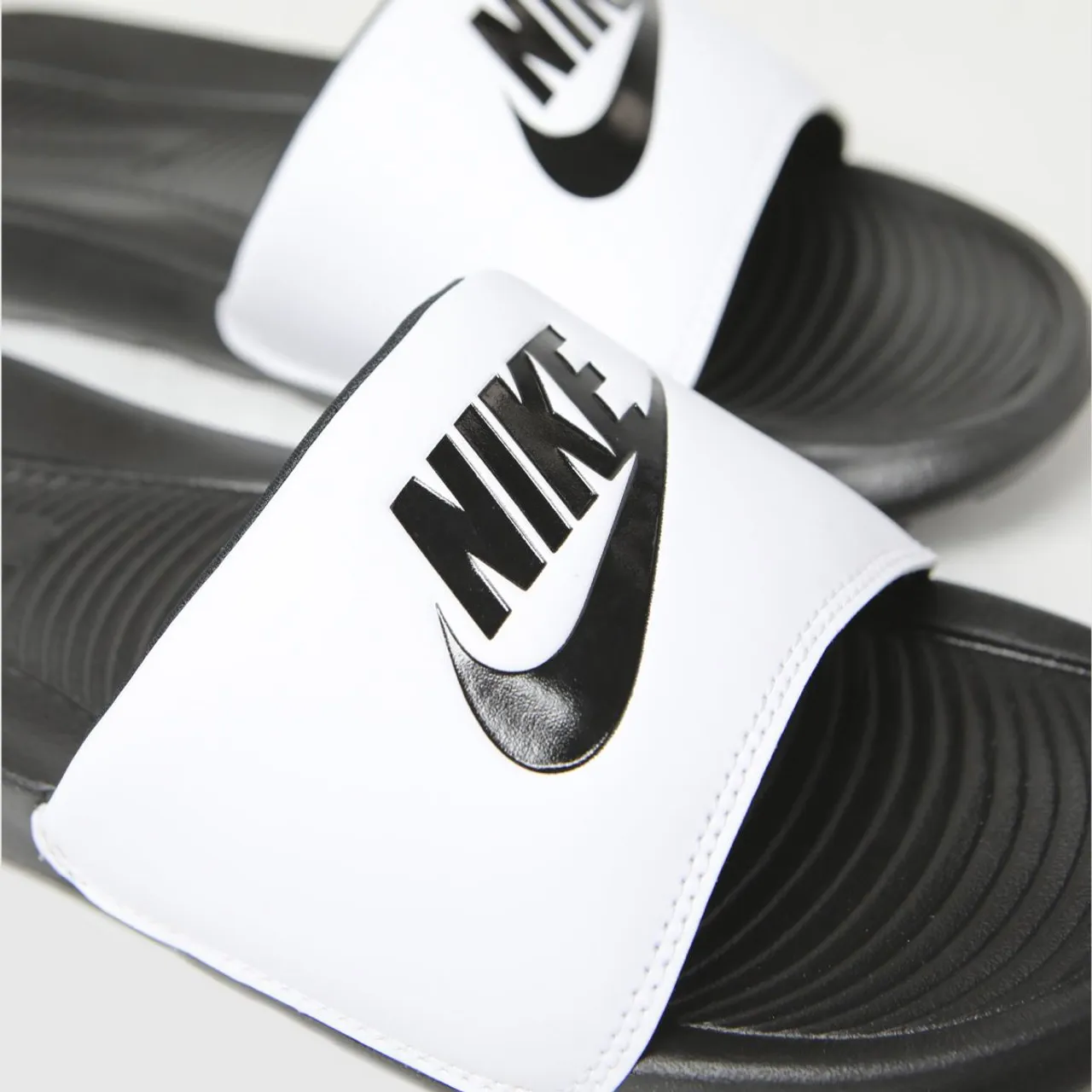 Nike White & Black Victori One Sandals