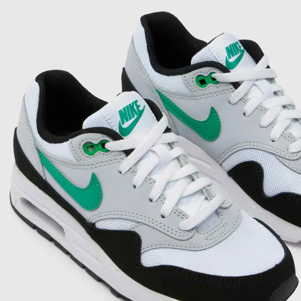 Nike White Multi air max 1 Youth Trainers