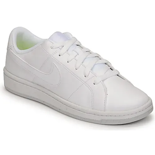 Nike  WMNS NIKE COURT ROYALE 2 NN  women's Shoes (Trainers) in White