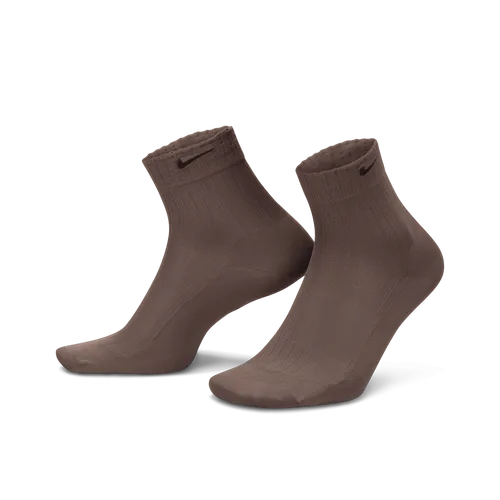 Nike Women's Sheer Ankle Socks (1 Pair) - Brown - Polyester