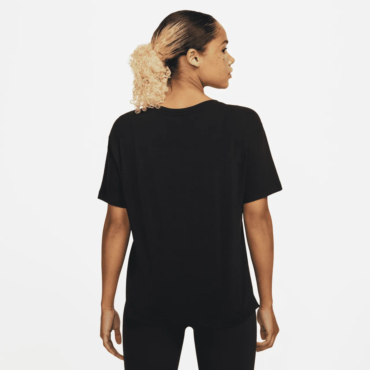 Nike Yoga Dri-FIT Women's Top - Black - Polyester