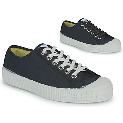 Novesta  STAR MASTER  women's Shoes (Trainers) in Black