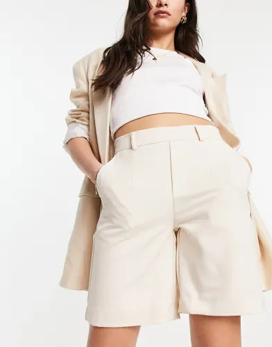 Object wide shorts co-ord in sandshell-White