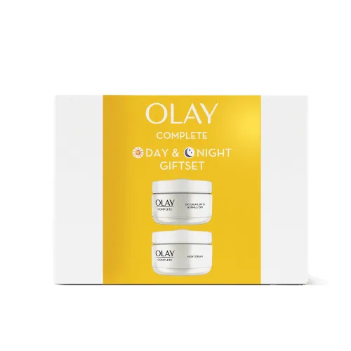 Olay Skincare Gift Set: Complete SPF 15 Face Moisturiser +