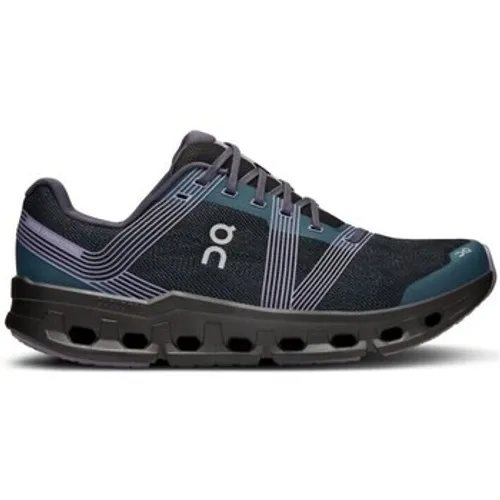 On  Running Cloudgo  men's Running Trainers in Green