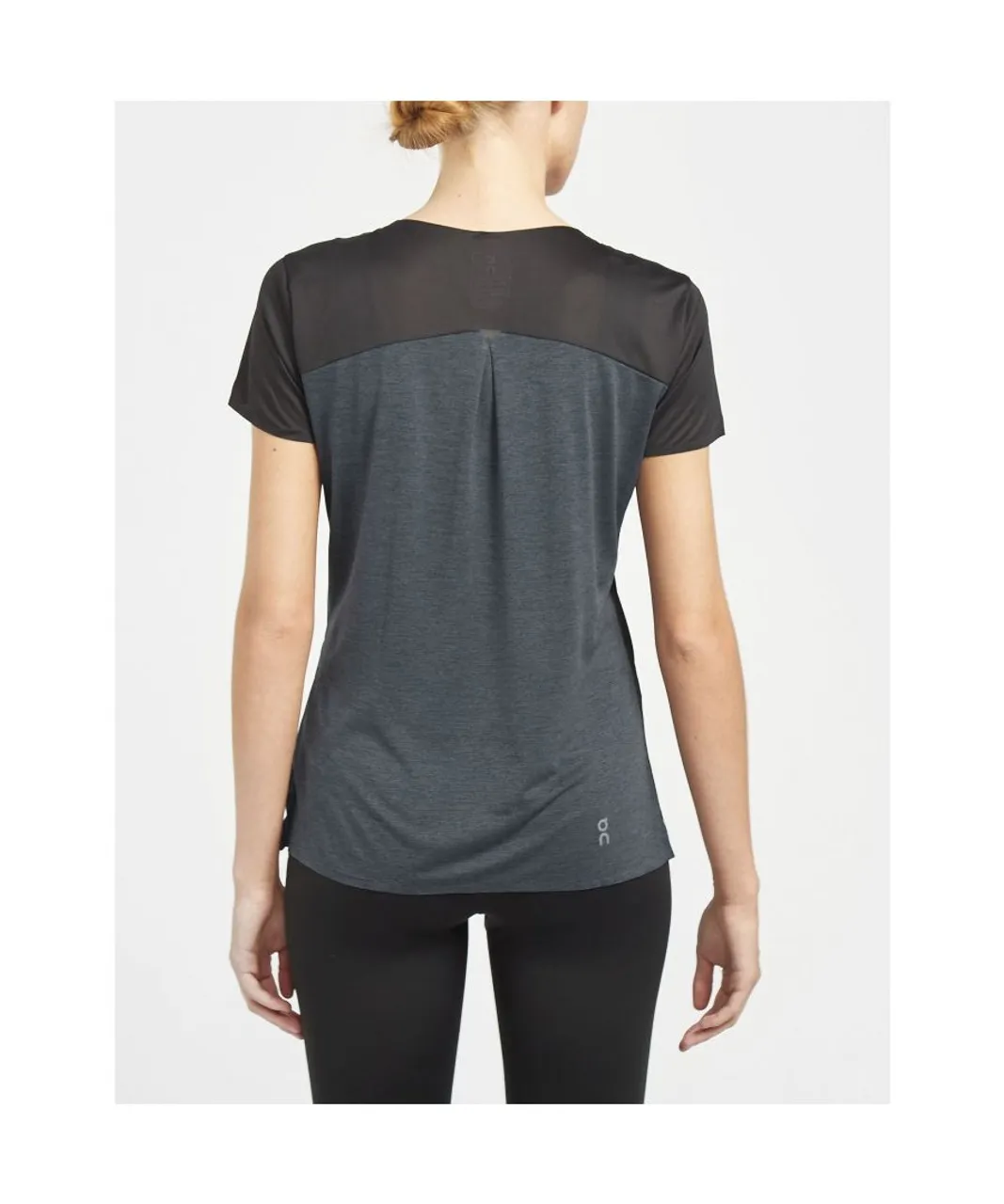 On-Running Womenss On Running Performance T-Shirt in Black