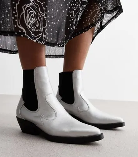 ONLY Silver Metallic Cowboy Ankle Boots New Look