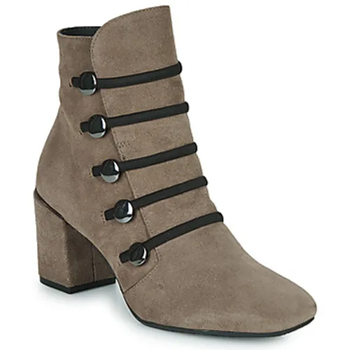 Otess  -  women's Low Ankle Boots in Beige