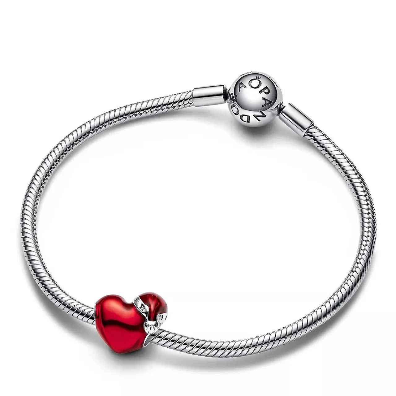 Pandora Pendants & Charms - Metallischer roter Herzanhänger für Weihnachten - red - Pendants & Charms for ladies