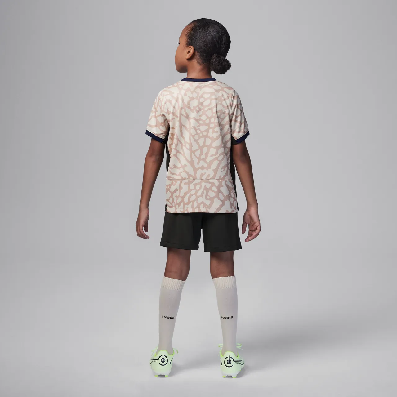 Paris Saint-Germain 2023/24 Fourth Younger Kids' Nike Football 3-Piece Kit - Brown - Polyester