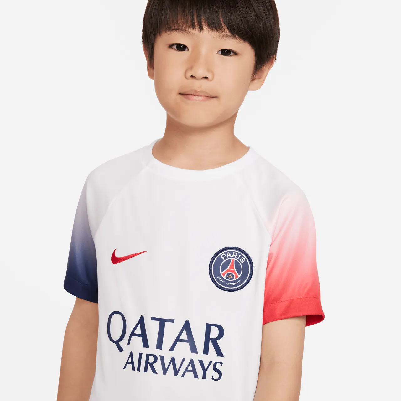 Paris Saint-Germain Academy Pro Away Older Kids' Nike Dri-FIT Pre-Match Football Top - White - Polyester