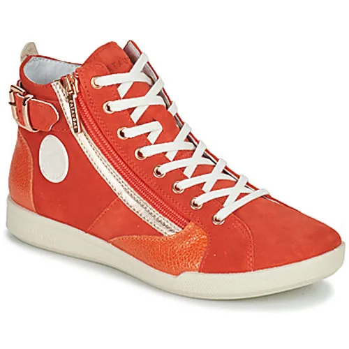 Pataugas  PALME  women's Shoes (High-top Trainers) in Red