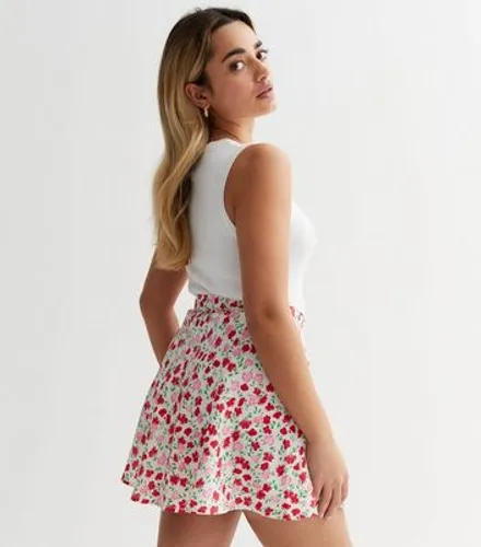 Petite White Ditsy Floral Flippy Skirt New Look