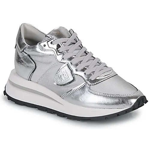 Philippe Model  TROPEZ HAUTE LOW WOMAN  women's Shoes (Trainers) in Silver